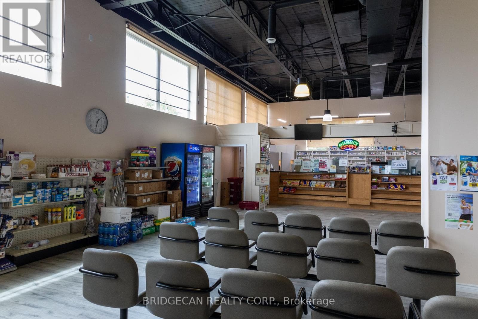 Brantford — Brantford - Main photo