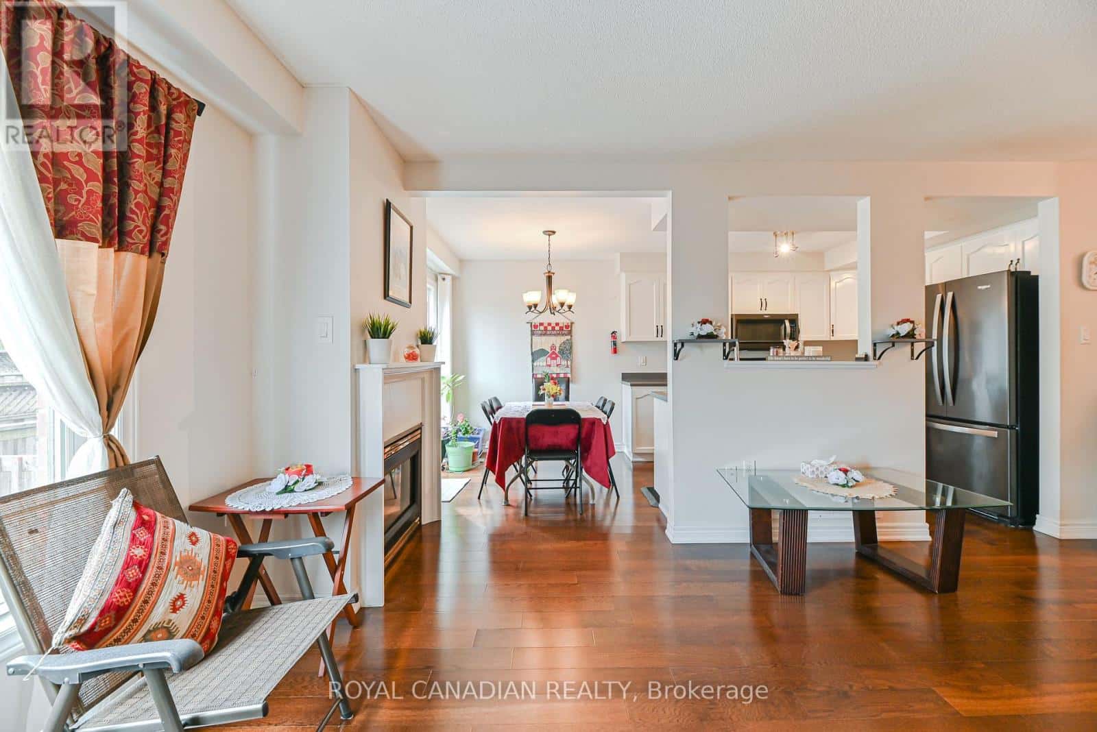 53 - 311 HIGHWAY 8 — Hamilton (Stoney Creek) - Photo 2 of 46