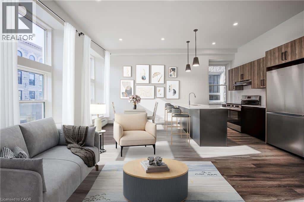 Cambridge — Cambridge - Photo 5 of 20