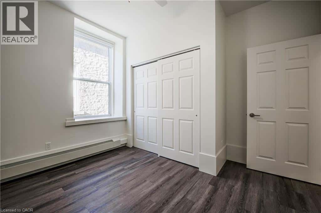 Cambridge — Cambridge - Photo 3 of 20