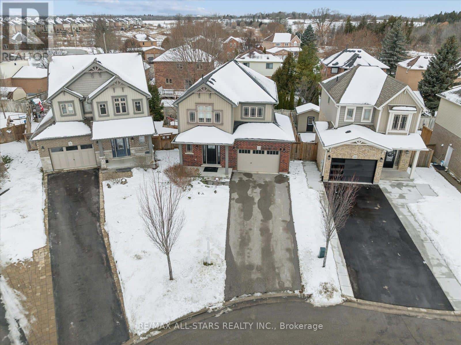 New Tecumseth (Beeton) — New Tecumseth (Beeton) - Photo 4 of 48