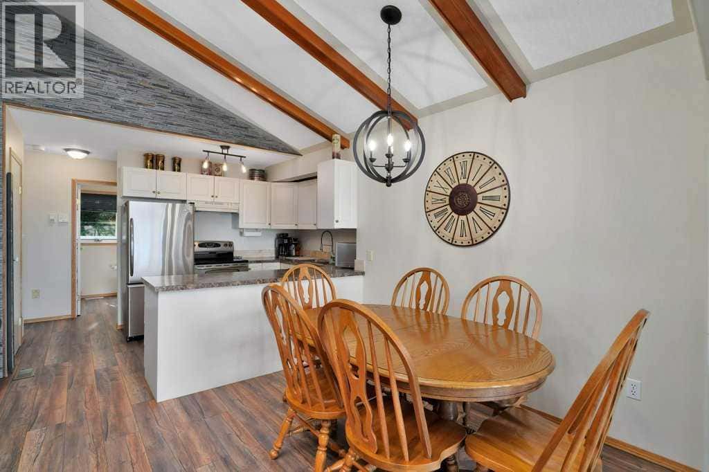 Rochon Sands — Rochon Sands - Photo 2 of 39