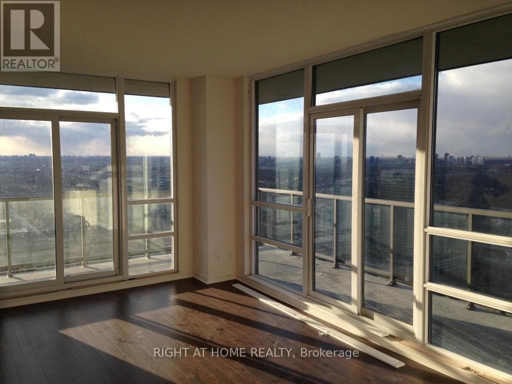 Toronto (Mimico) — Toronto (Mimico) - Main photo