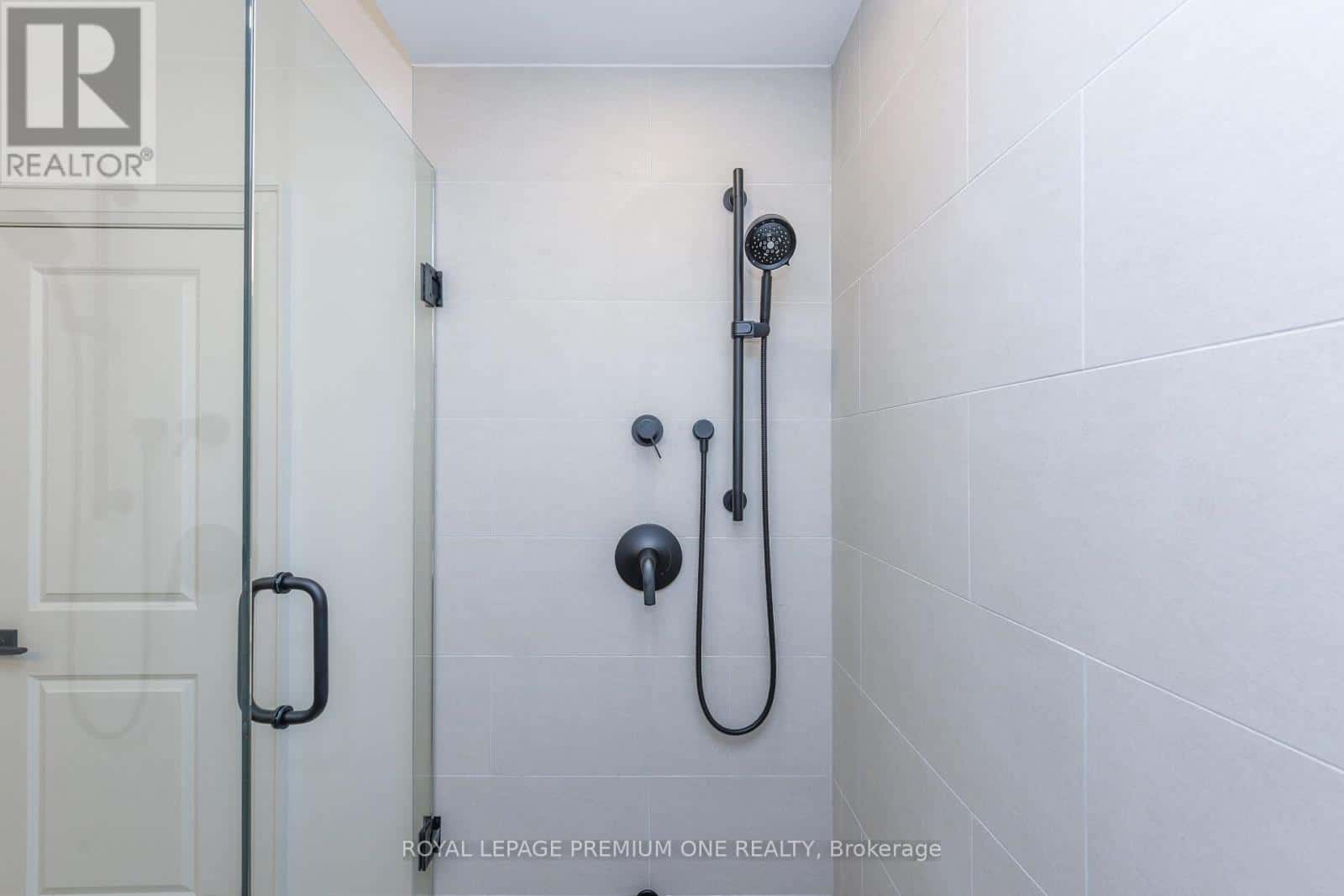 Mississauga (Streetsville) — Mississauga (Streetsville) - Photo 5 of 34