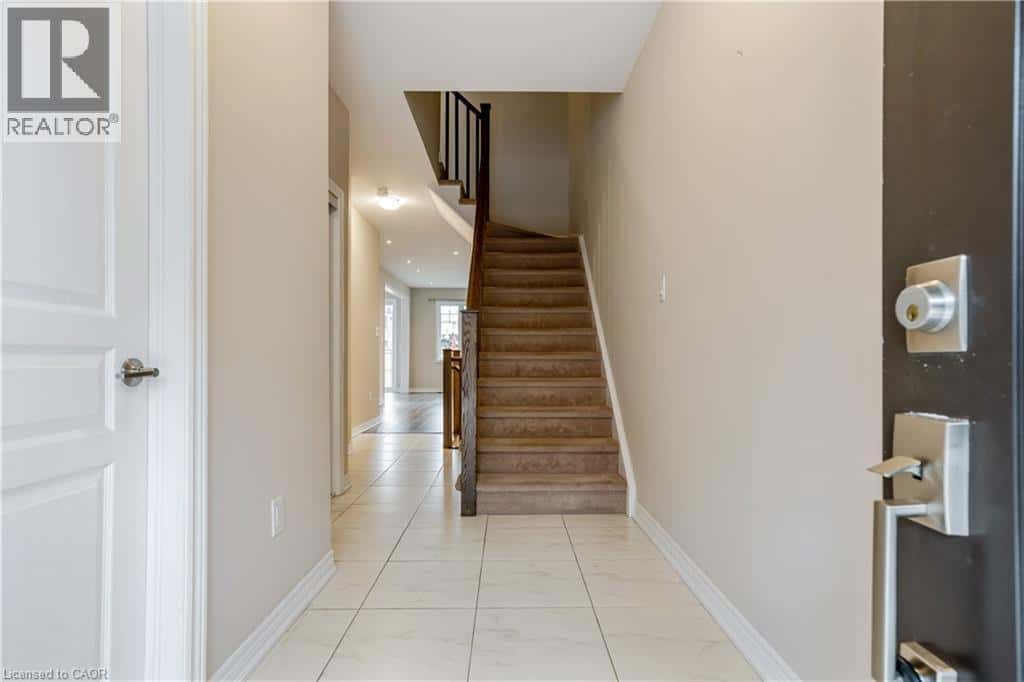 Grimsby — Grimsby - Photo 4 of 19