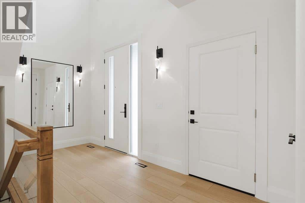 268 Beaverglen Close — Fort McMurray - Photo 5 of 50