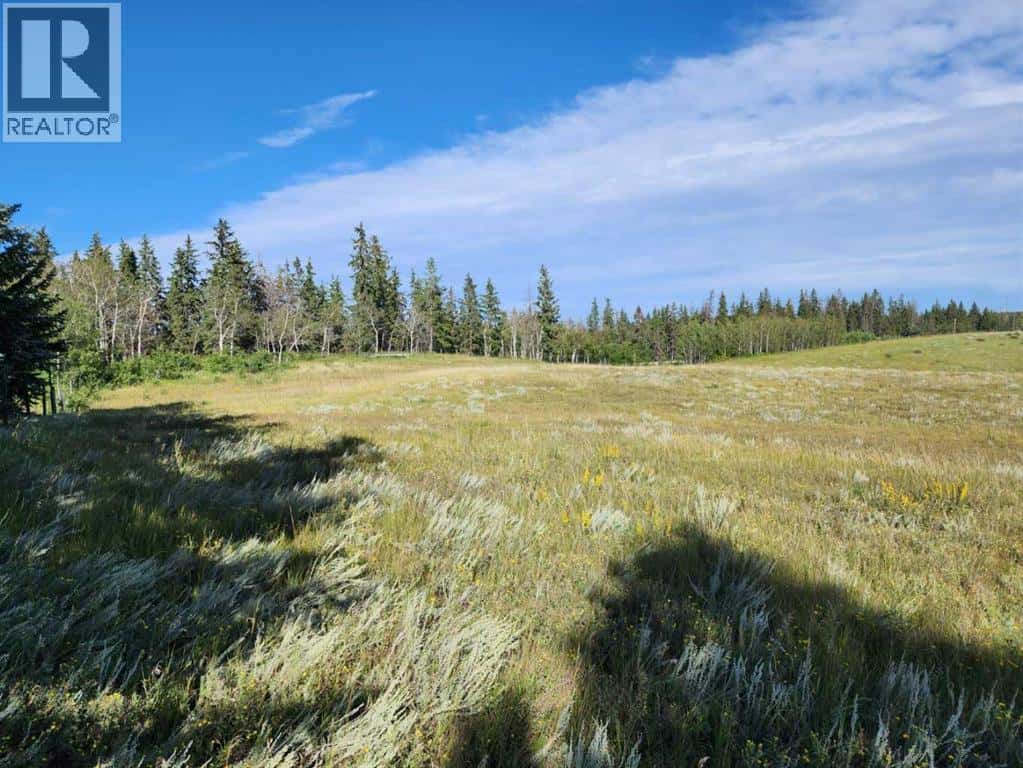 256 Briar Road — Rural Lacombe County, Alberta - Photo 5 of 12