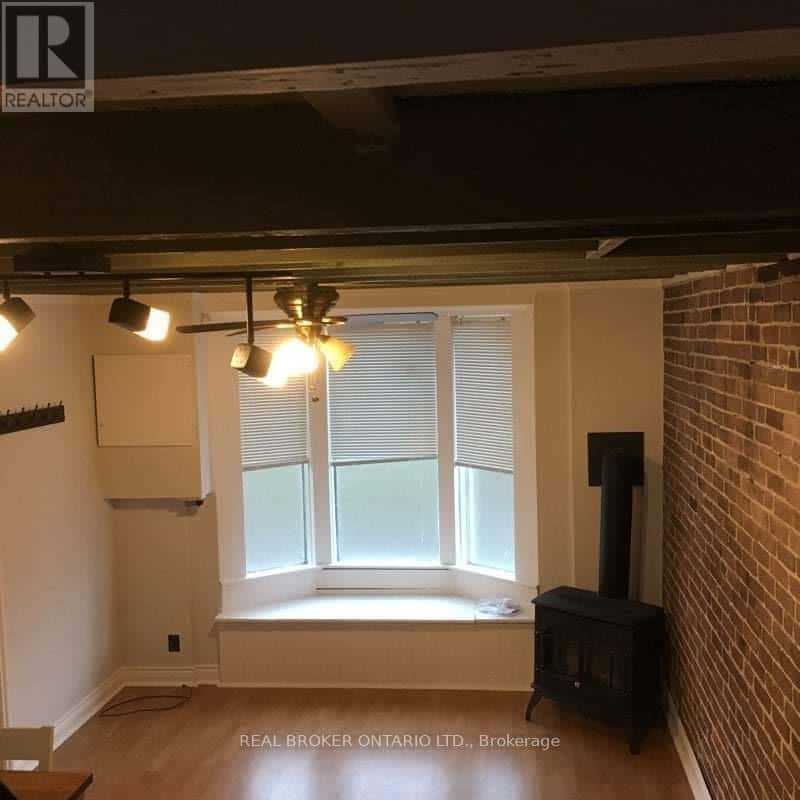 Toronto (Birchcliffe-Cliffside) — Toronto (Birchcliffe-Cliffside) - Photo 5 of 11