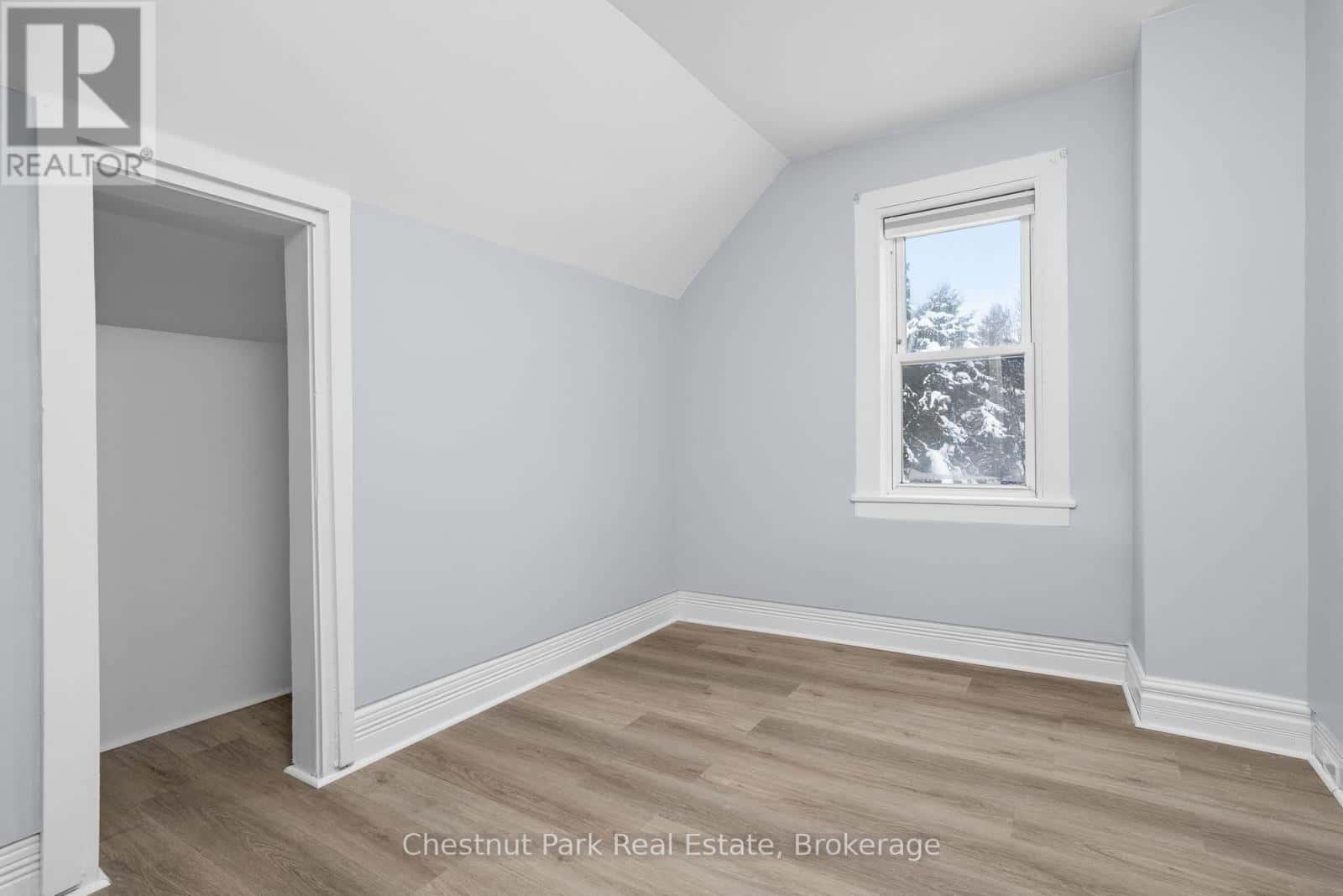 Perry (Emsdale) — Perry (Emsdale) - Photo 5 of 32