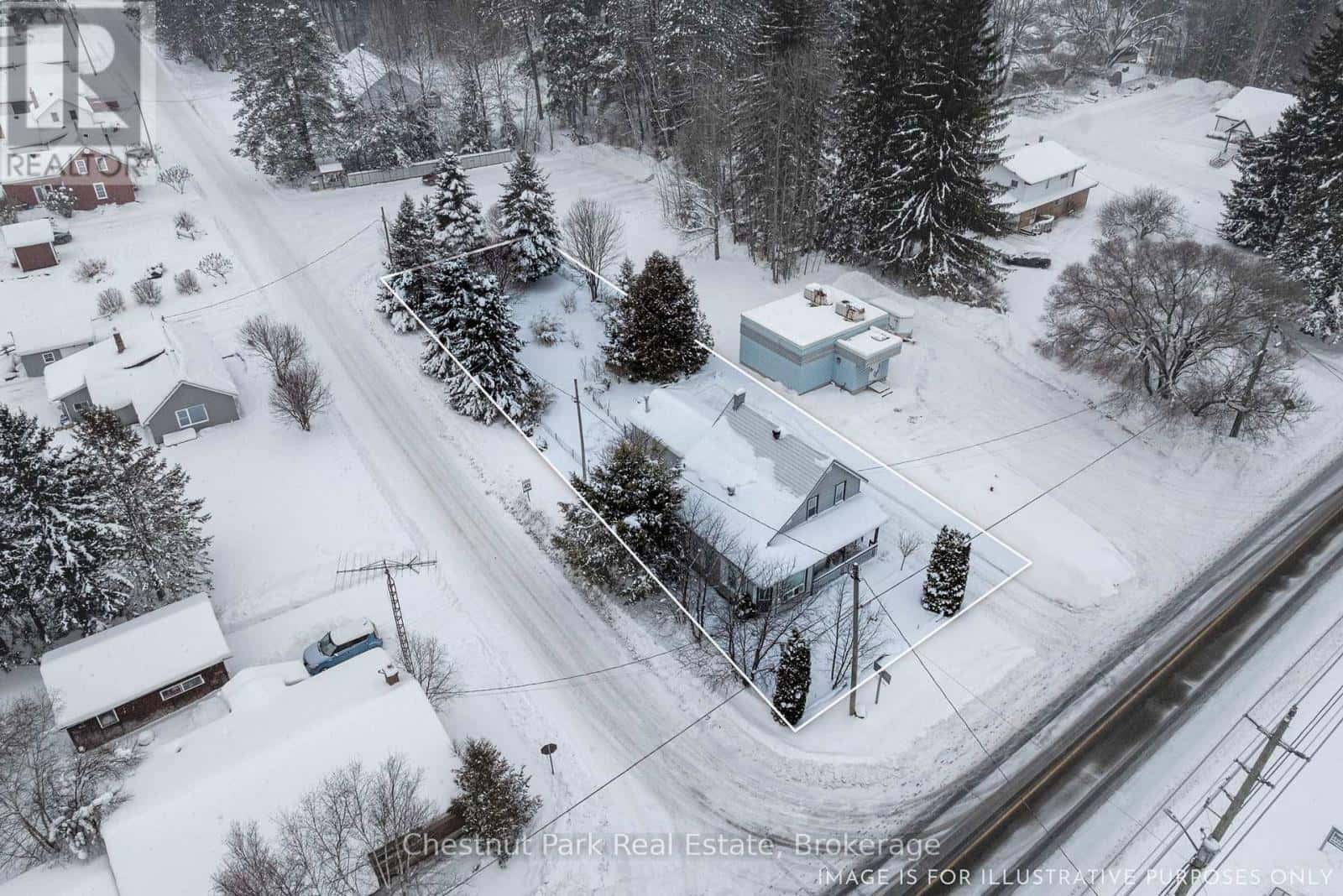 Perry (Emsdale) — Perry (Emsdale) - Photo 3 of 32