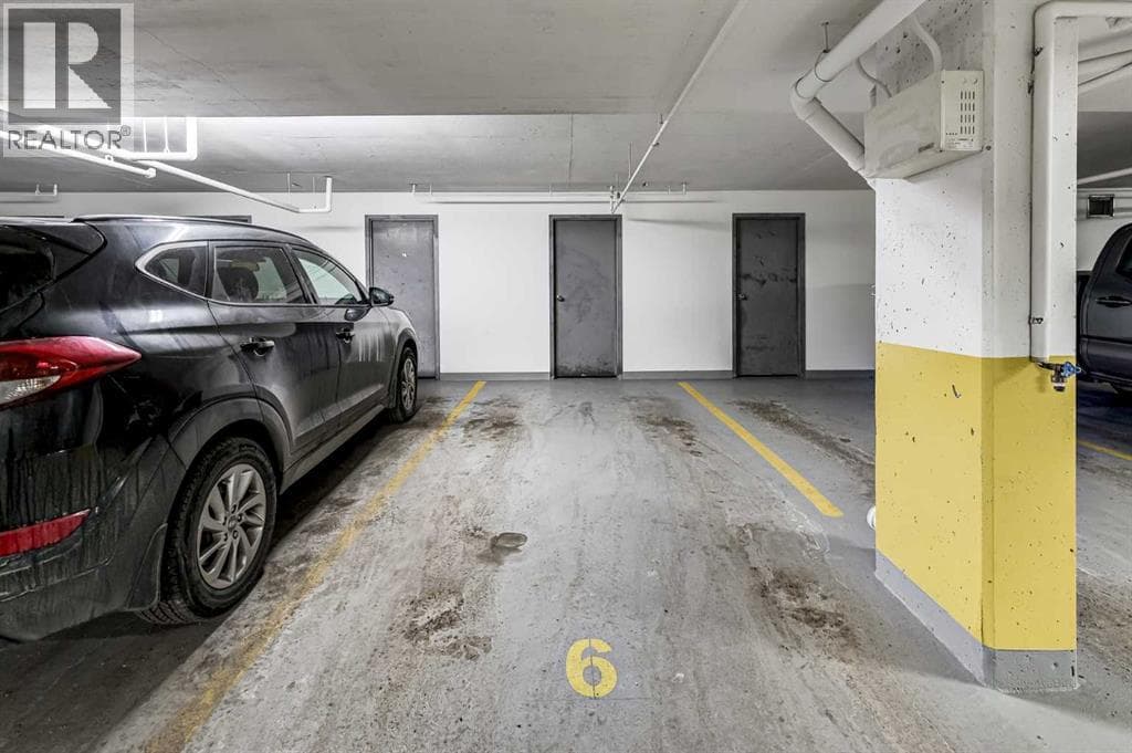 Calgary — Calgary - Main photo