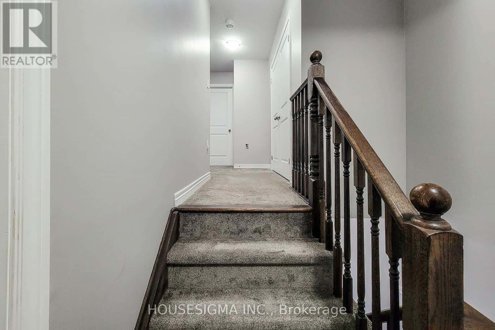 Hamilton (Crerar) — Hamilton (Crerar) - Photo 3 of 44