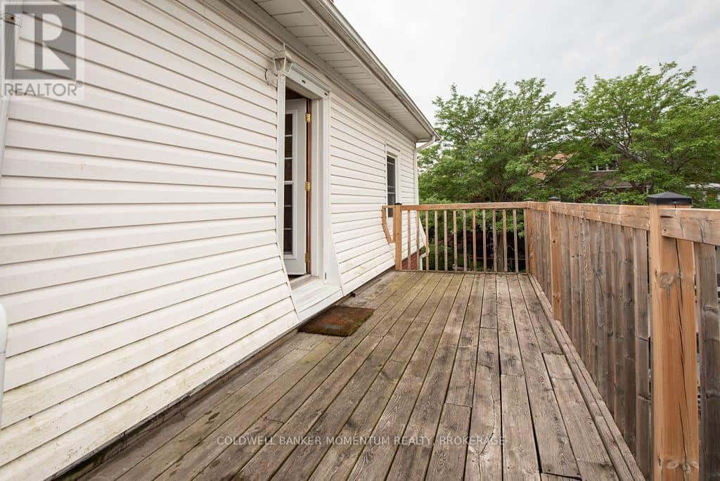 2 - 317 QUEENSTON STREET — St. Catharines (E. Chester) - Photo 4 of 28