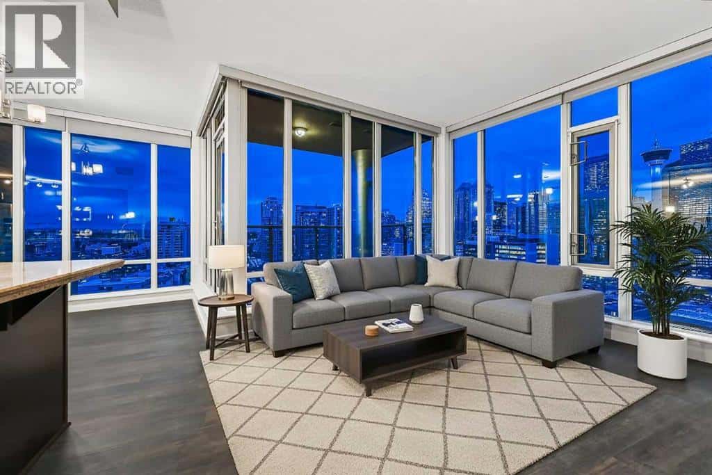 Calgary — Calgary - Photo 4 of 42