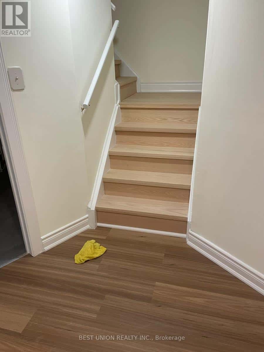 Markham (Cornell) — Markham (Cornell) - Photo 3 of 22