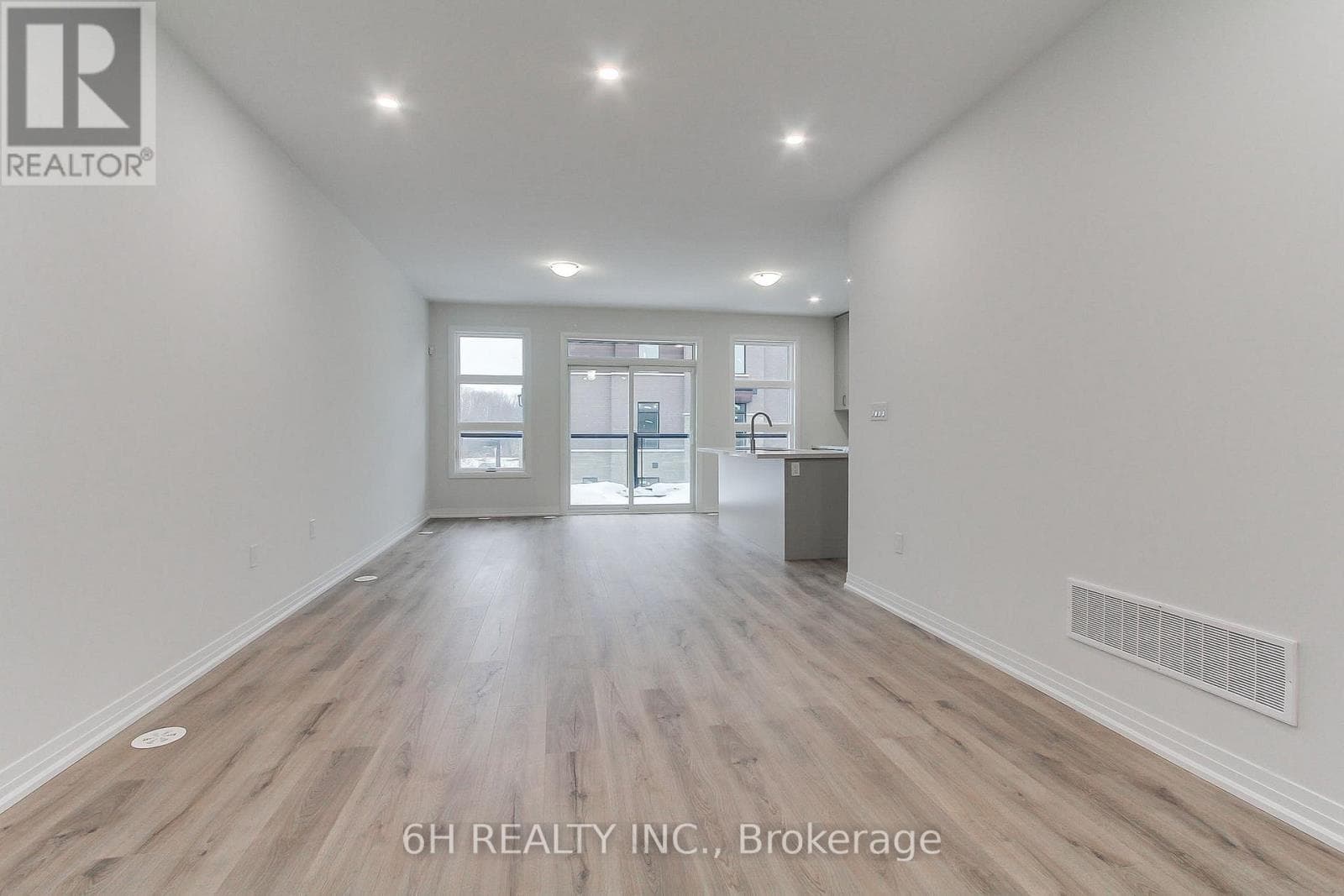 Richmond Hill — Richmond Hill - Main photo