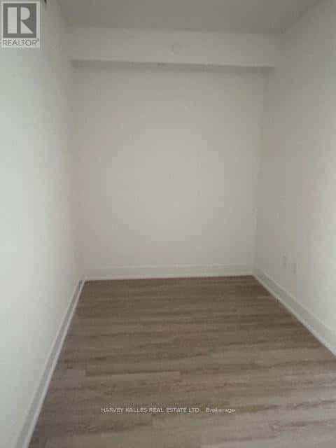 King (King City) — King (King City) - Photo 2 of 18