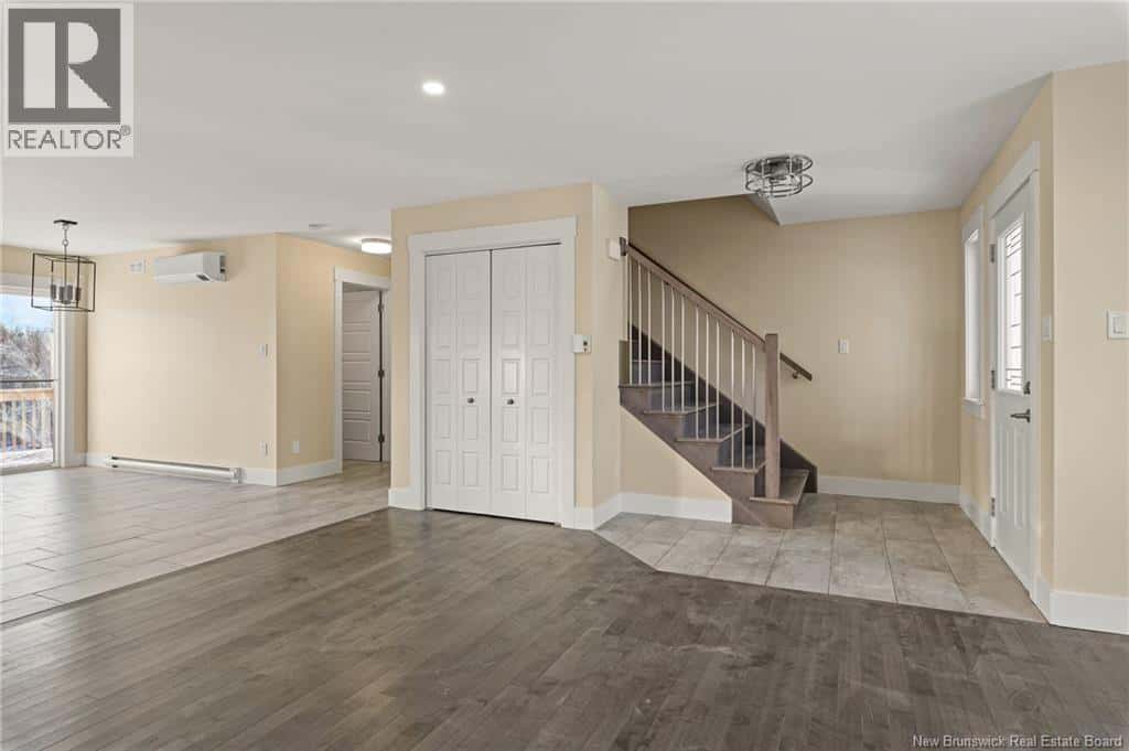 25 Bristol — Riverview - Photo 3 of 30