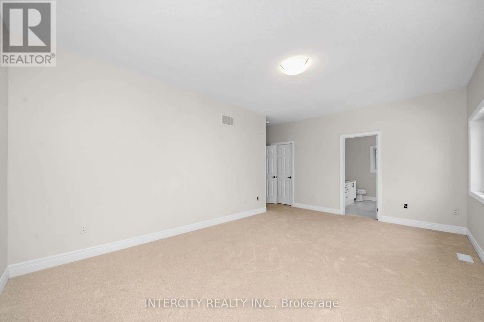 60 CLAREMONT DRIVE — Brampton (Sandringham-Wellington North) - Photo 5 of 31