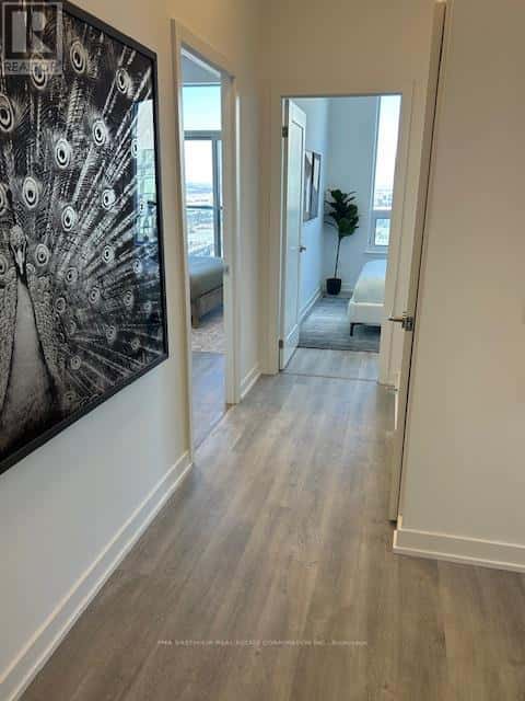 Mississauga (Hurontario) — Mississauga (Hurontario) - Photo 5 of 19