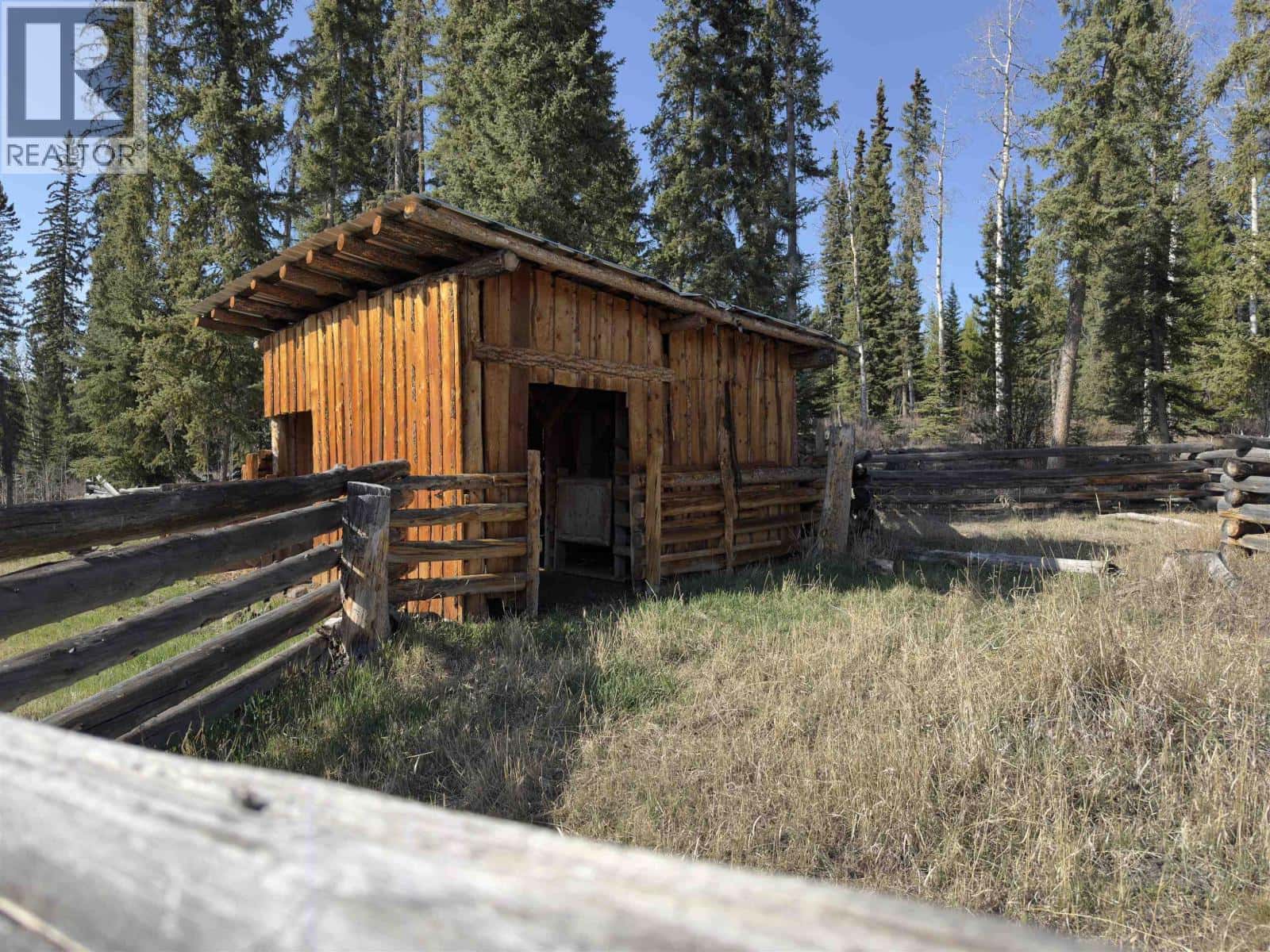 151 CHIGNELL ROAD — Chilcotin, British Columbia - Photo 2 of 12