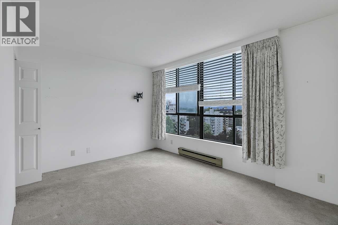 Vancouver — Vancouver - Main photo