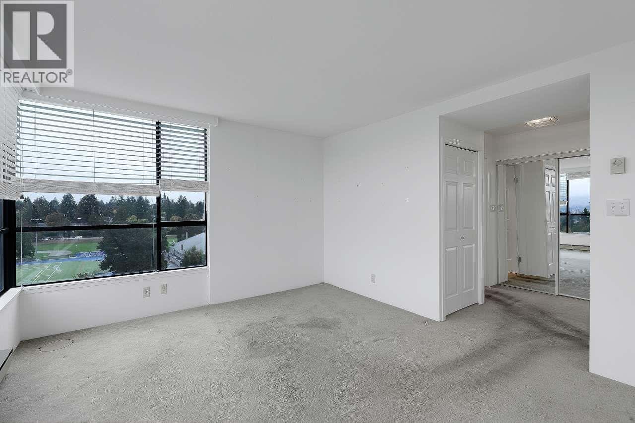 Vancouver — Vancouver - Photo 3 of 31