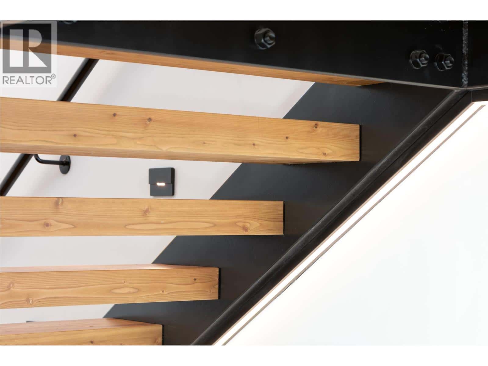 Whistler — Whistler - Photo 3 of 37