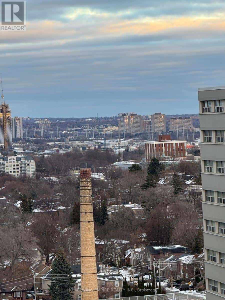 Toronto (Mount Pleasant West) — Toronto (Mount Pleasant West) - Photo 2 of 17