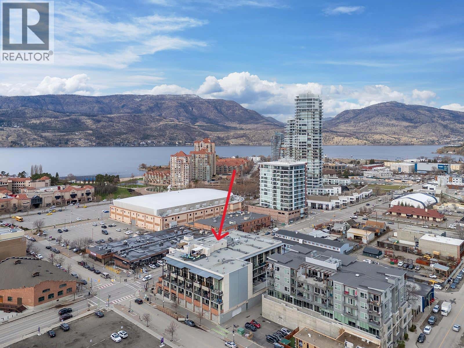 Kelowna — Kelowna - Photo 2 of 41