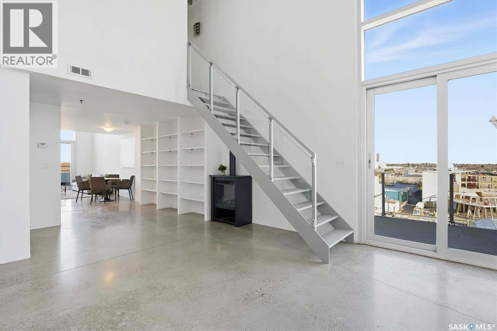 Saskatoon — Saskatoon - Photo 4 of 38