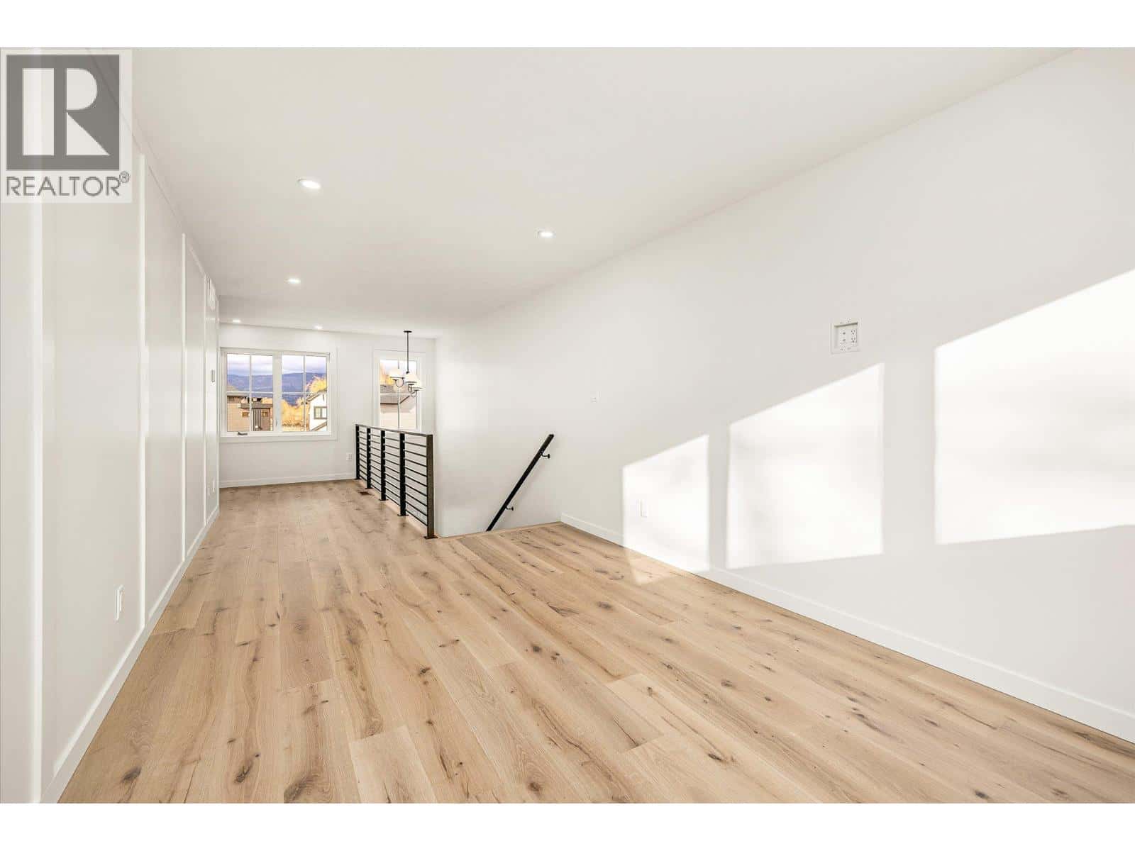 Kelowna — Kelowna - Photo 4 of 46