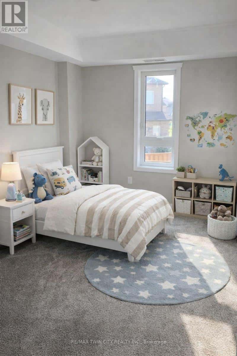 Kitchener — Kitchener - Photo 4 of 6