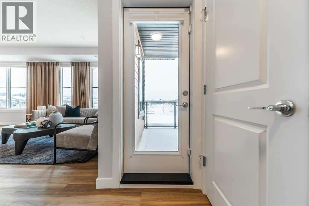 Calgary — Calgary - Photo 5 of 25