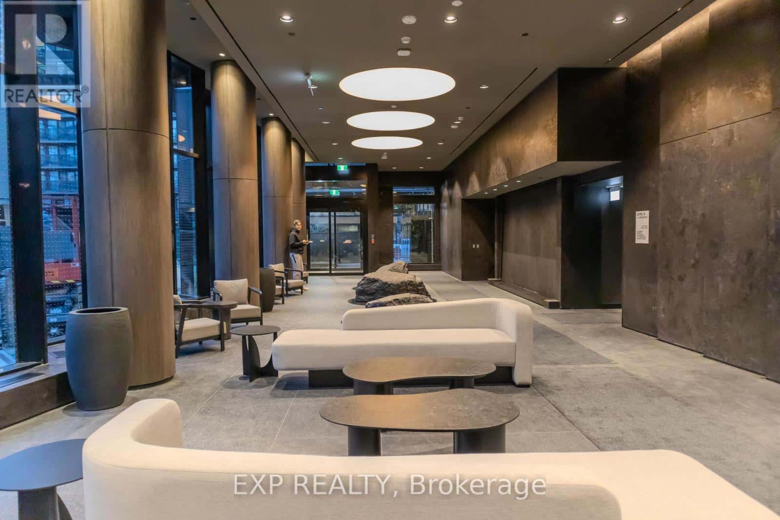 Toronto (Mount Pleasant West) — Toronto (Mount Pleasant West) - Photo 3 of 30