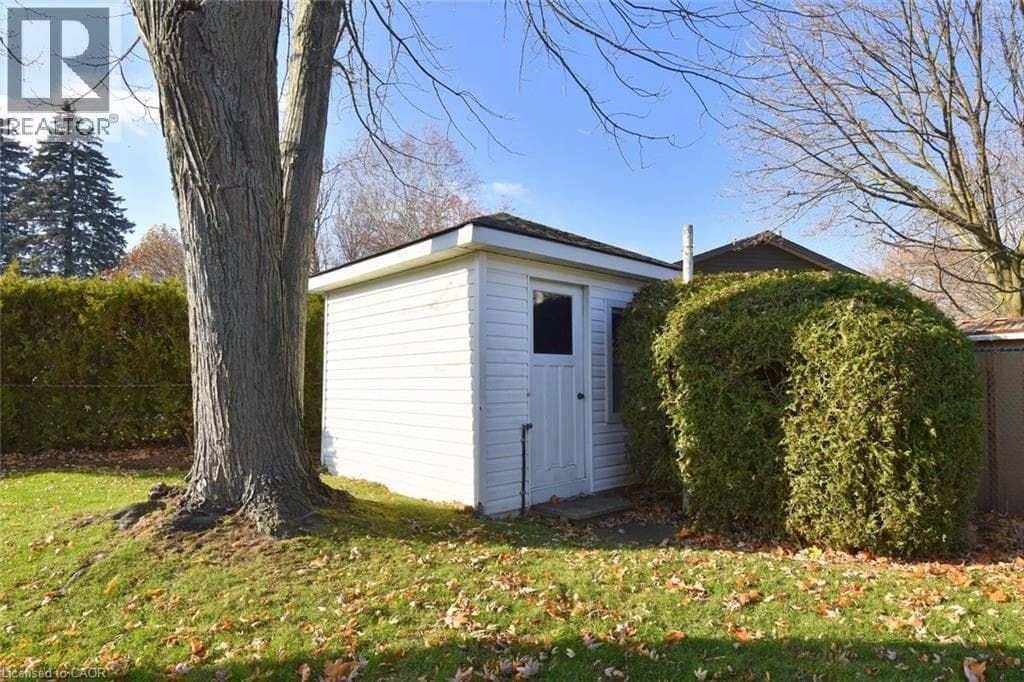 Dundas — Dundas - Main photo