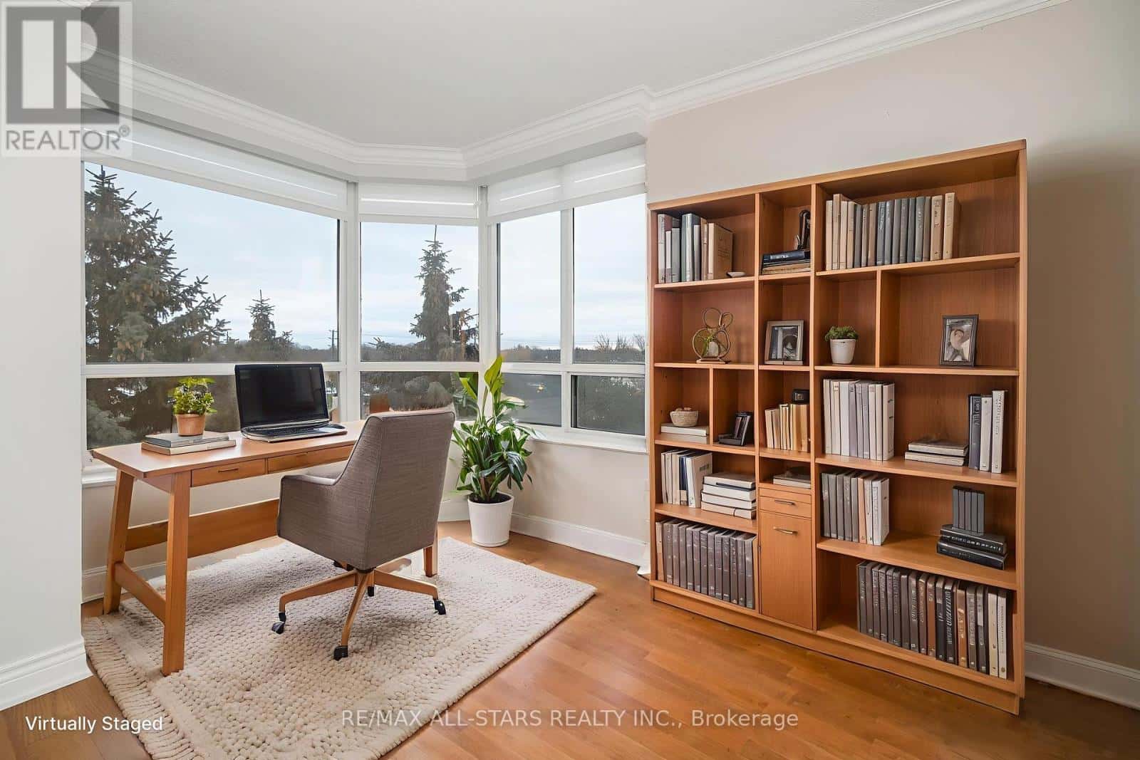 Markham (Markville) — Markham (Markville) - Photo 4 of 50