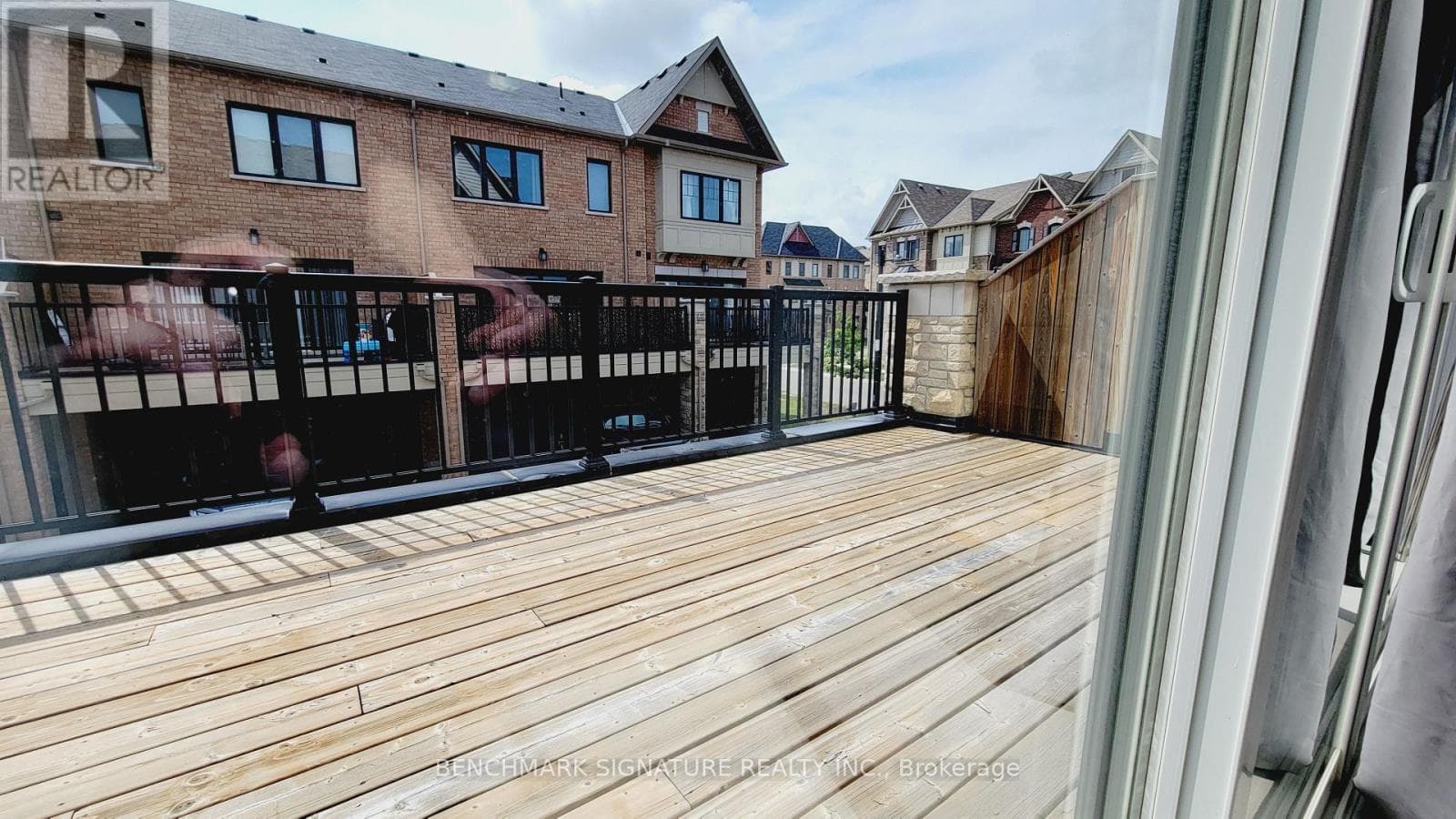 Markham (Cathedraltown) — Markham (Cathedraltown) - Main photo