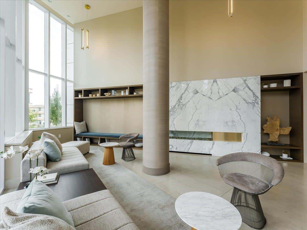 White Rock — White Rock - Photo 2 of 22