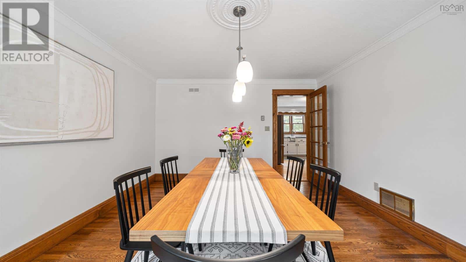 156 Brown Street — Berwick, Nova Scotia - Photo 2 of 76