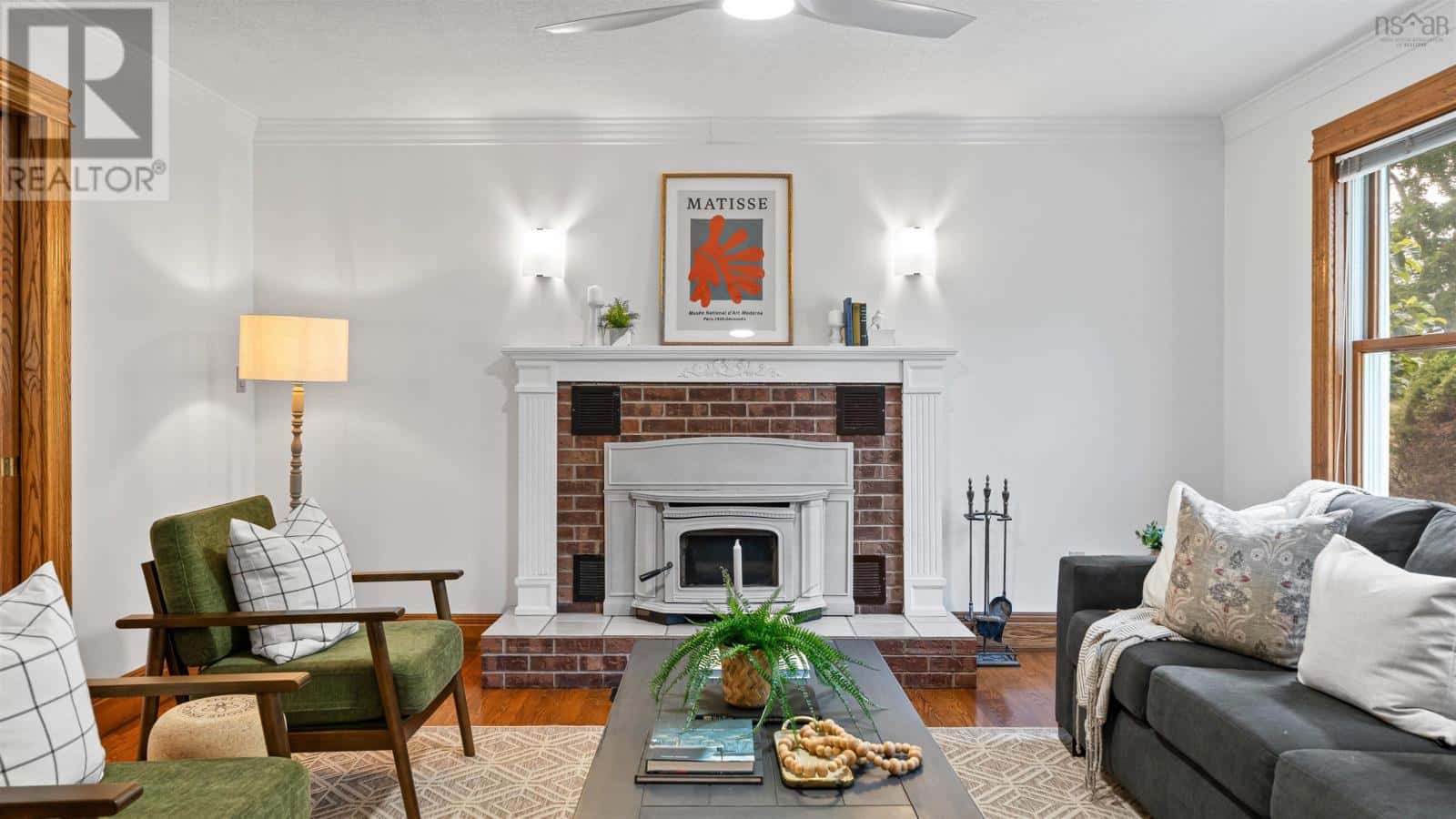 156 Brown Street — Berwick, Nova Scotia - Photo 5 of 76