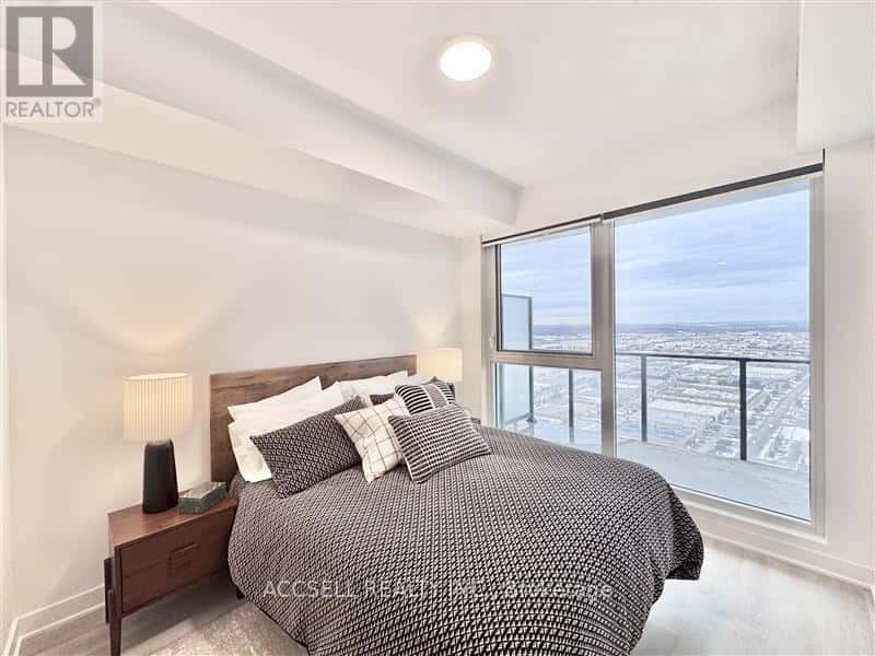 Vaughan (Vaughan Corporate Centre) — Vaughan (Vaughan Corporate Centre) - Photo 4 of 26