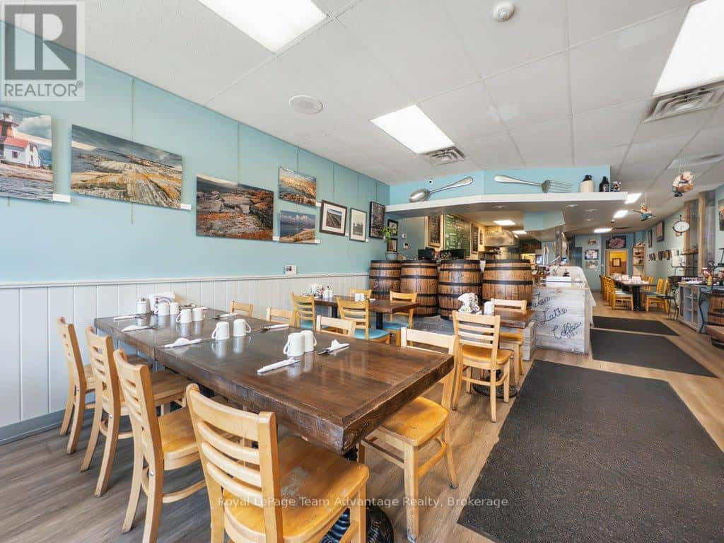 Parry Sound — Parry Sound - Photo 2 of 41