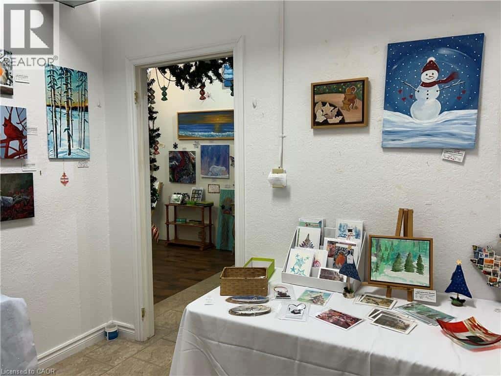 Simcoe — Simcoe - Photo 5 of 15