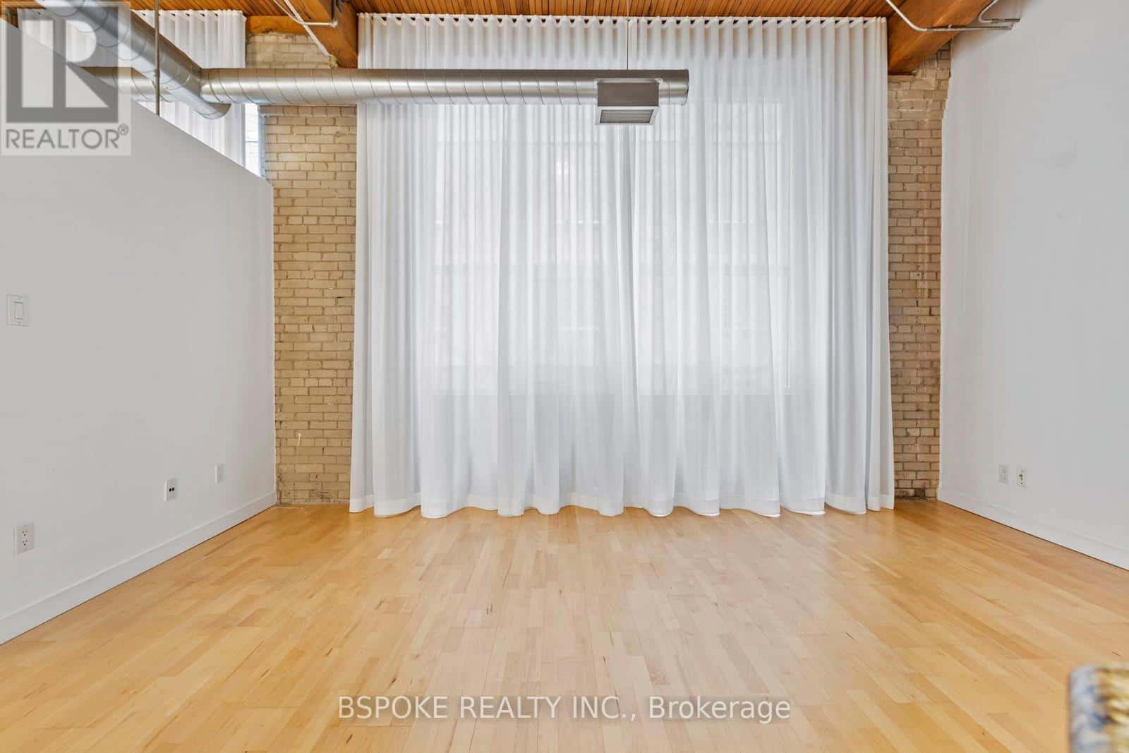 Toronto (Niagara) — Toronto (Niagara) - Photo 2 of 30