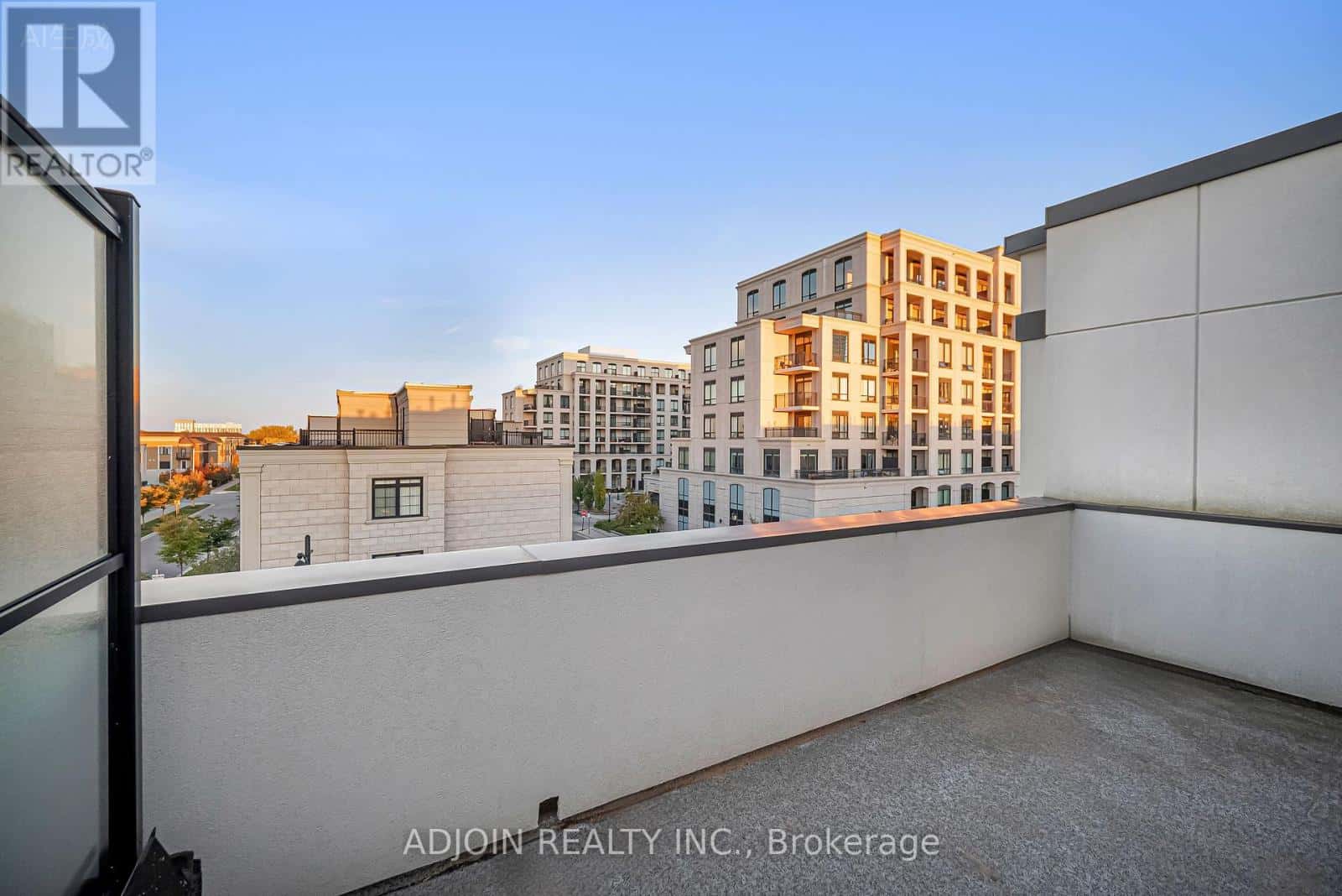 50 WILLIAM SAVILLE STREET — Markham (Unionville), Ontario - Photo 2 of 60