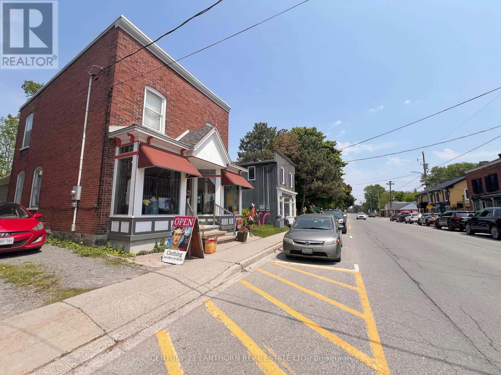 Prince Edward County (Bloomfield) — Prince Edward County (Bloomfield) - Photo 3 of 7