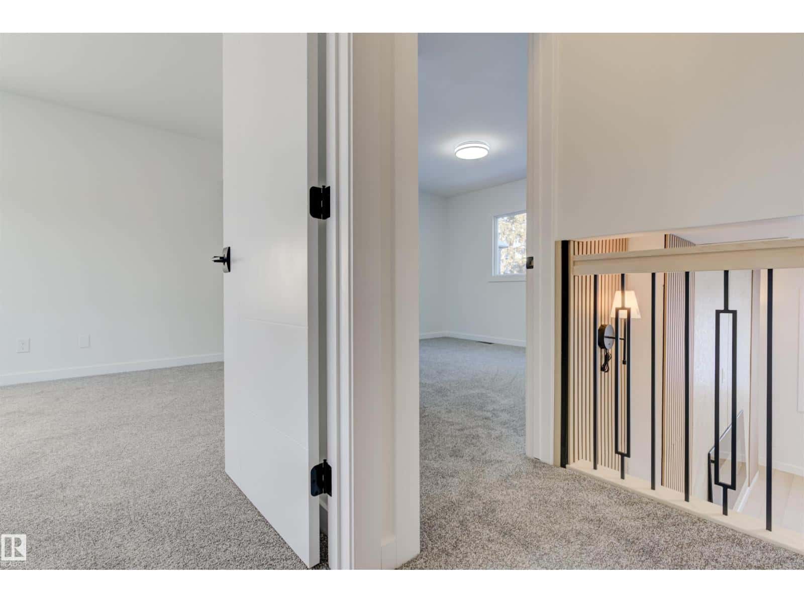 Edmonton — Edmonton - Photo 3 of 40