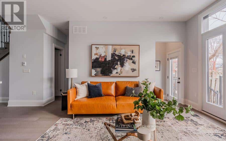 Toronto (O'Connor-Parkview) — Toronto (O'Connor-Parkview) - Photo 2 of 26