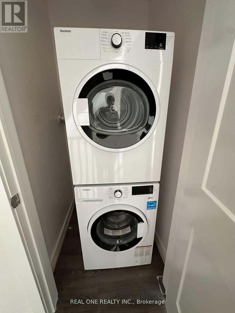 36 - 57 FINCH AVENUE W — Toronto (Willowdale West) - Photo 3 of 17